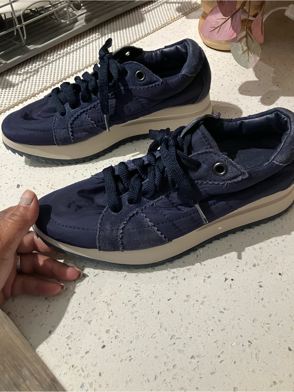 Men's Navy Casual Lace-Up Sneakers